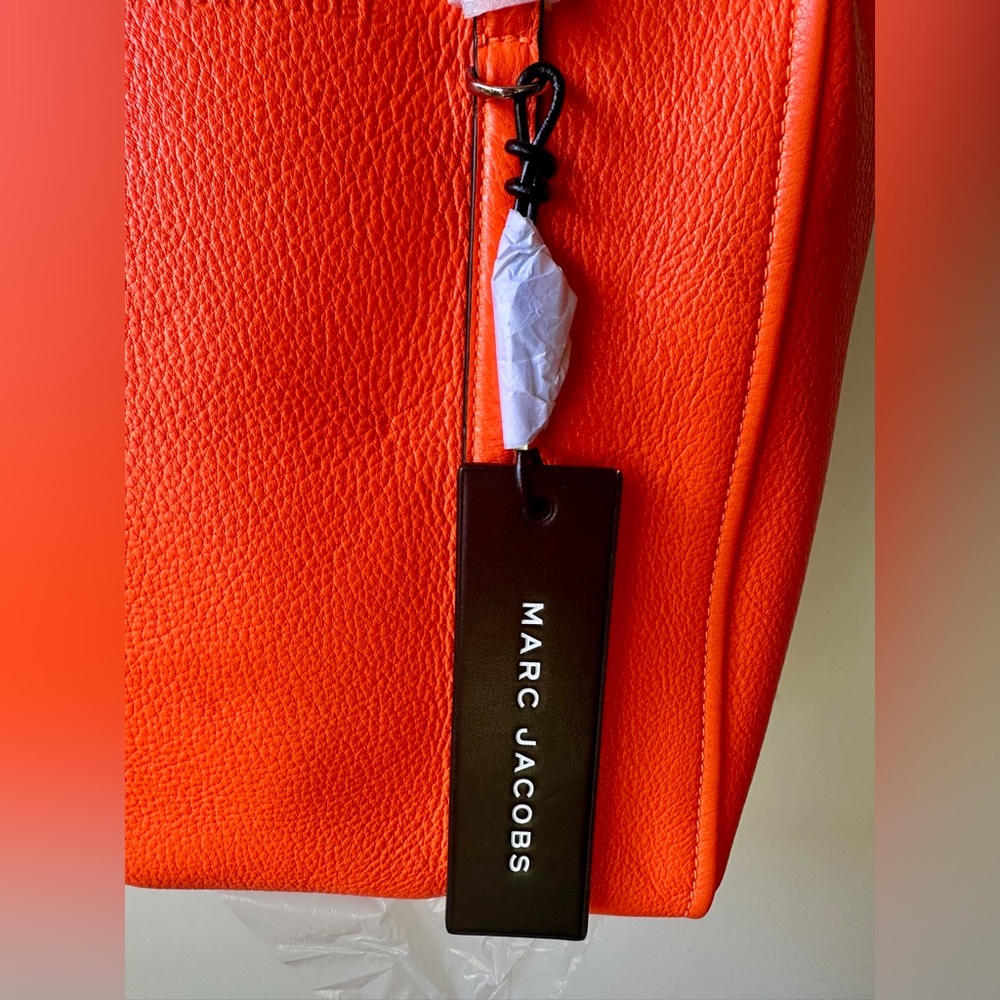 NWT Marc Jacobs The Tag Vibrant Orange Tote - Picture 6 of 16
